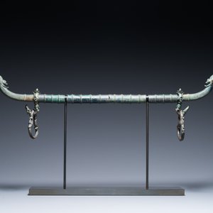 Ferrure de palanquin en bronze, Khmer, Cambodge ou Thaïlande, probablement époque Angkor, 13ème — photo 2
