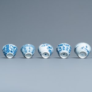 Fifteen Chinese blue and white cups and eighteen saucers, Kangxi — 照片 10