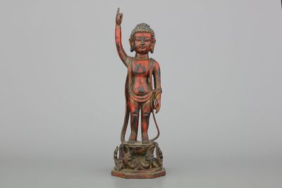 Figure chinoise de Bouddha comme enfant, en bronze doré et laqué, dynastie Ming