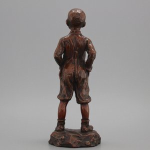 Figure d'un garçon en cuivre, début 20e — photo 1
