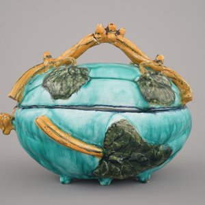 Fijne meloenvormige terrine met deksel in Brussels aardewerk met turquoise fond, 18e eeuw — foto 4