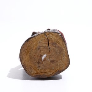 Five baskets, a polychrome wood figure, a pipe and a crucifix necklace, D.R. Congo, 1st half 20th C. — photo 16