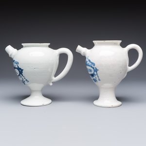 Five blue and white Dutch Delft and Brussels faience drug jars, 18th C. — photo 2