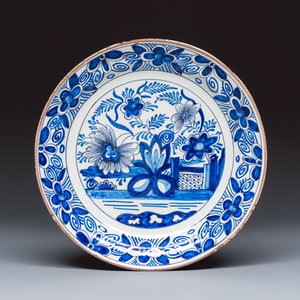 Five blue and white Dutch Delft plates — photo 6