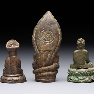 Five bronze figures of deities, Southeast Asia, 19th C. and earlier — 照片 10