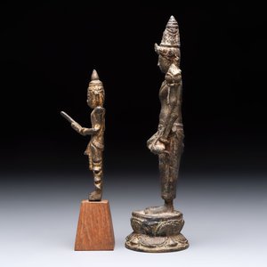 Five bronze figures of deities, Southeast Asia, 19th C. and earlier — 照片 3