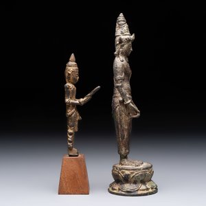 Five bronze figures of deities, Southeast Asia, 19th C. and earlier — 照片 5