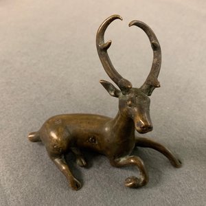 Five bronze votive Buddhist objects, Tibet and Nepal, 18/19th C. — 照片 26