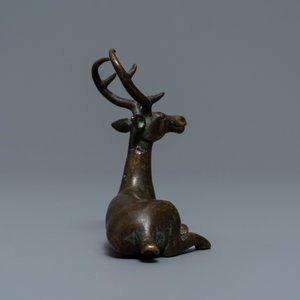 Five bronze votive Buddhist objects, Tibet and Nepal, 18/19th C. — 照片 3