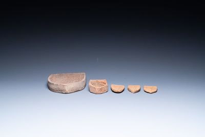 Five Burmese Buddhist votive pottery plaques, Pagan Period, 11/14th C. — 照片 7
