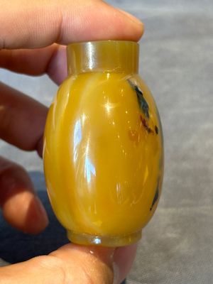 Five Chinese agate snuff bottles, 19/20th C. — foto 11