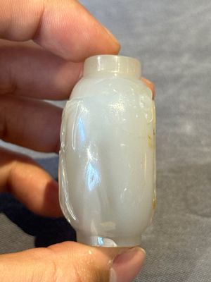 Five Chinese agate snuff bottles, 19/20th C. — foto 28