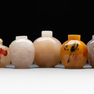 Five Chinese agate snuff bottles, 19/20th C. — foto 1