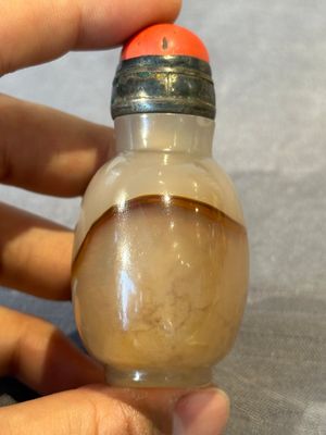 Five Chinese agate snuff bottles, 19/20th C. — foto 14
