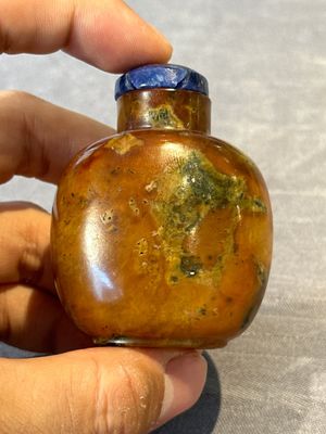 Five Chinese agate snuff bottles, 19/20th C. — foto 27