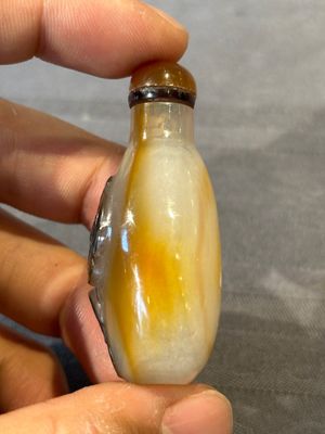 Five Chinese agate snuff bottles, 19/20th C. — foto 5