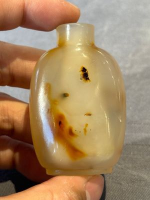 Five Chinese agate snuff bottles, 19/20th C. — foto 9