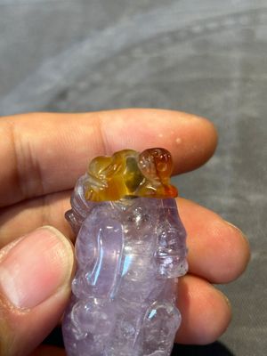 Five Chinese amethyst animal-form snuff bottles, 19/20th C. — photo 26