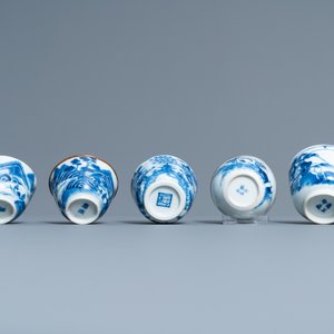 Five Chinese blue and white 'Bleu de Hue' cups for the Vietnamese market, 19th C. — 照片 6