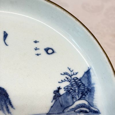 Five Chinese blue and white 'Bleu de Hue' 'Riverscape' plates — photo 4