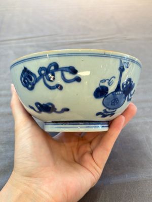 Five Chinese blue and white bowls, Kangxi and later — 照片 31