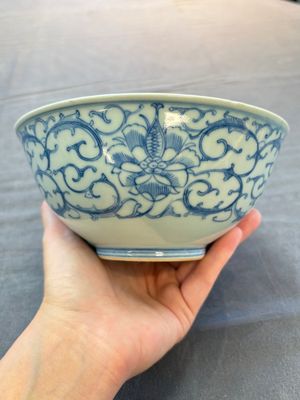 Five Chinese blue and white bowls, Kangxi and later — 照片 9