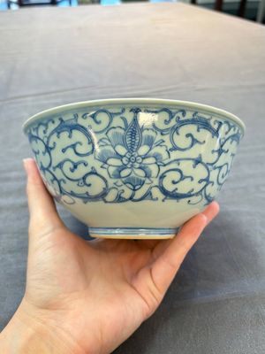 Five Chinese blue and white bowls, Kangxi and later — 照片 10