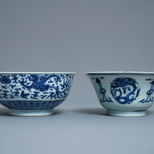 Five Chinese blue and white bowls, Kangxi/Yongzheng — photo 11