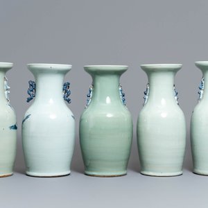 Five Chinese blue and white celadon-ground vases, 19th C. — 照片 3
