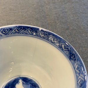 Five Chinese blue and white cups and saucers, Chenghua mark, Kangxi — photo 24