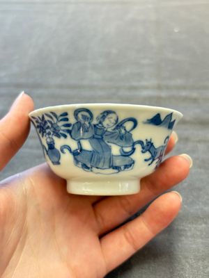 Five Chinese blue and white cups and saucers, Kangxi mark, 19th C. — 照片 18