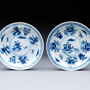 Five Chinese blue and white cups and saucers, Kangxi mark, 19th C. — 照片 4