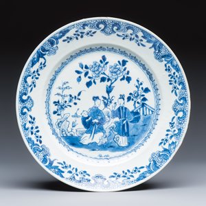 Five Chinese blue and white dishes with ladies in a garden — photo 4