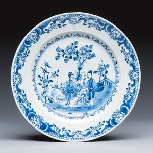 Five Chinese blue and white dishes with ladies in a garden — photo 8