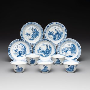 Five Chinese blue and white 'elegant beauty and boy' cups and saucers, Chenghua mark, Kangxi — photo 1