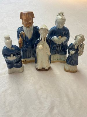 Five Chinese blue and white figures, Qianlong/Jiaqing — photo 1