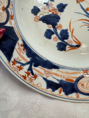 Five Chinese blue and white, Imari-style and famille rose wares, 18th C. — photo 16