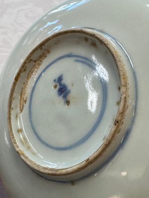 Five Chinese blue and white, Imari-style and famille rose wares, 18th C. — photo 43