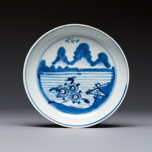 Five Chinese blue and white, Imari-style and famille rose wares, 18th C. — photo 4