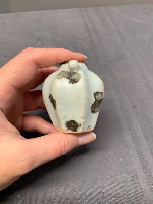 Five Chinese blue and white jarlets and three russet-splashed Longquan celadon jarlets, Yuan/Ming — photo 11