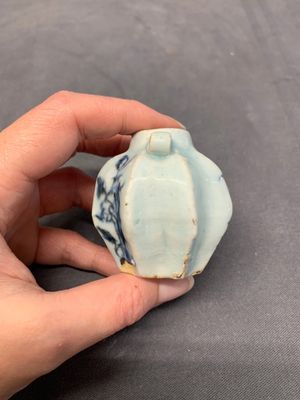 Five Chinese blue and white jarlets and three russet-splashed Longquan celadon jarlets, Yuan/Ming — photo 15