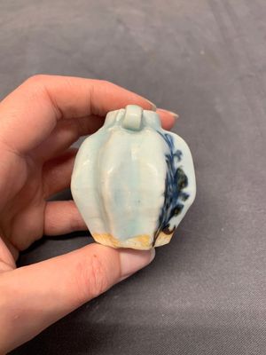 Five Chinese blue and white jarlets and three russet-splashed Longquan celadon jarlets, Yuan/Ming — photo 17