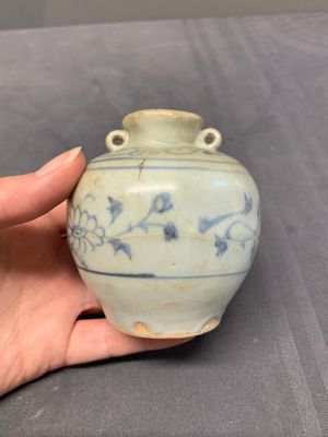 Five Chinese blue and white jarlets and three russet-splashed Longquan celadon jarlets, Yuan/Ming — photo 40