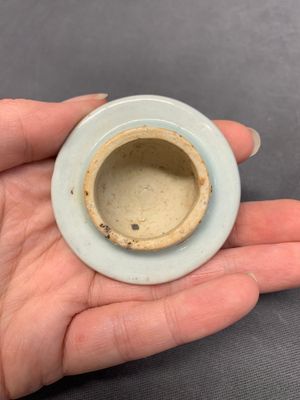 Five Chinese blue and white jarlets and three russet-splashed Longquan celadon jarlets, Yuan/Ming — photo 49