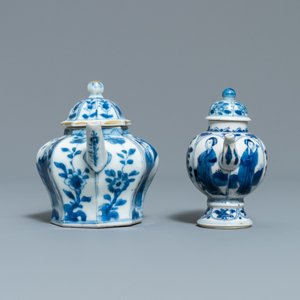 Five Chinese blue and white 'Long Eliza' teapots, Kangxi — 照片 3