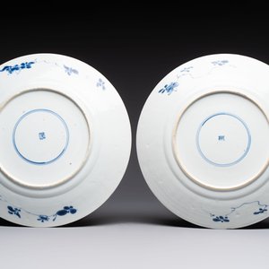 Five Chinese blue and white plates with floral design, Kangxi — photo 3