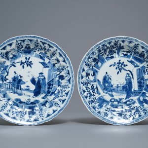 Five Chinese blue and white 'Romance of the Western Chamber' dishes, Kangxi — photo 2