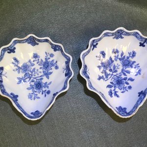 Five Chinese blue and white shell-shaped trays, Qianlong — 照片 6