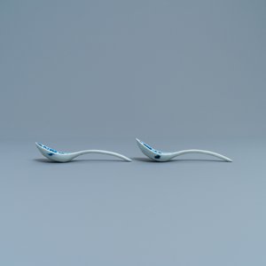 Five Chinese blue and white spoons, 19th C. — photo 4