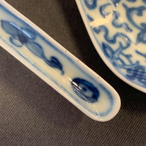 Five Chinese blue and white spoons, 19th C. — photo 8
